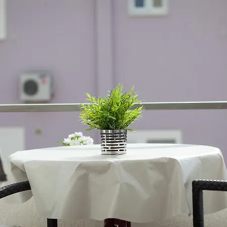 Bounty Makarska