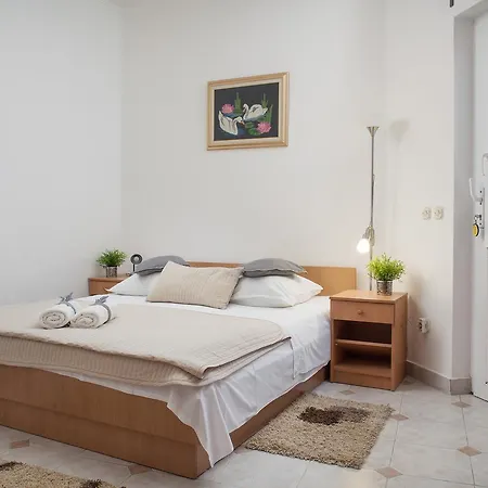 Bounty Apartment